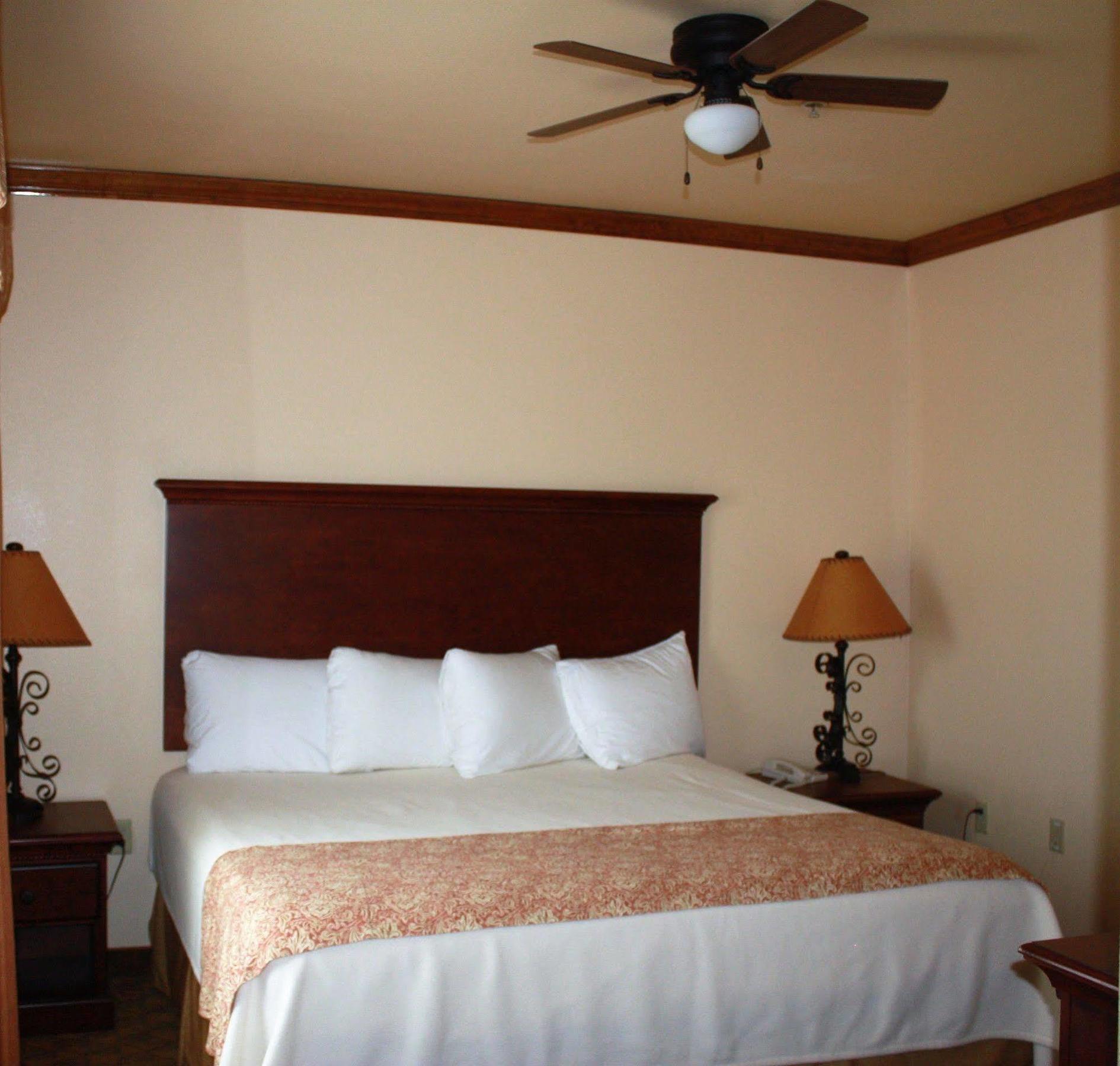 Hotel Texas Hallettsville Ngoại thất bức ảnh
